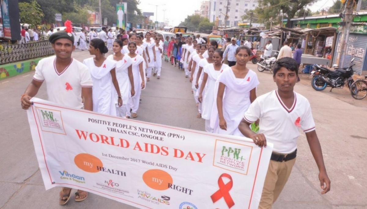 Students take out rally on World AIDS Day